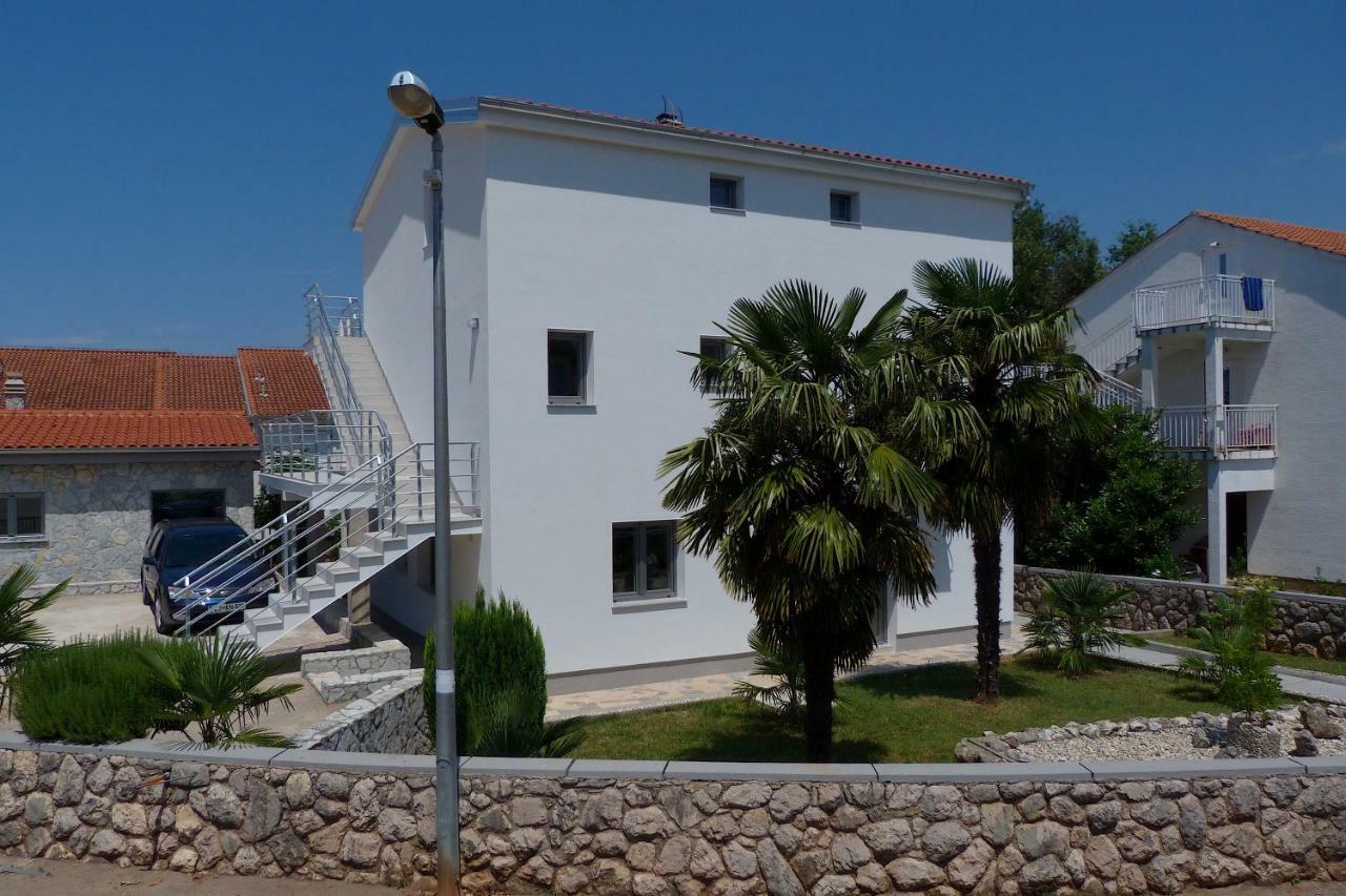 Apartments Monja & Dadi, Malinska, Vantacici Esterno foto